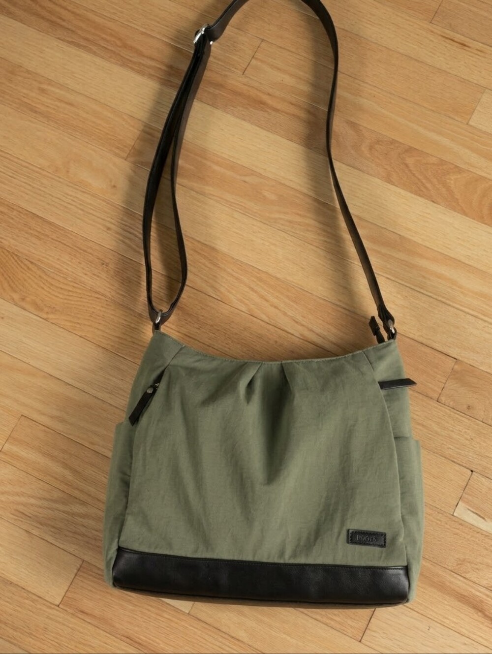 Roots Nylon Casual Shoulder Handbag Olive Green Black Strap